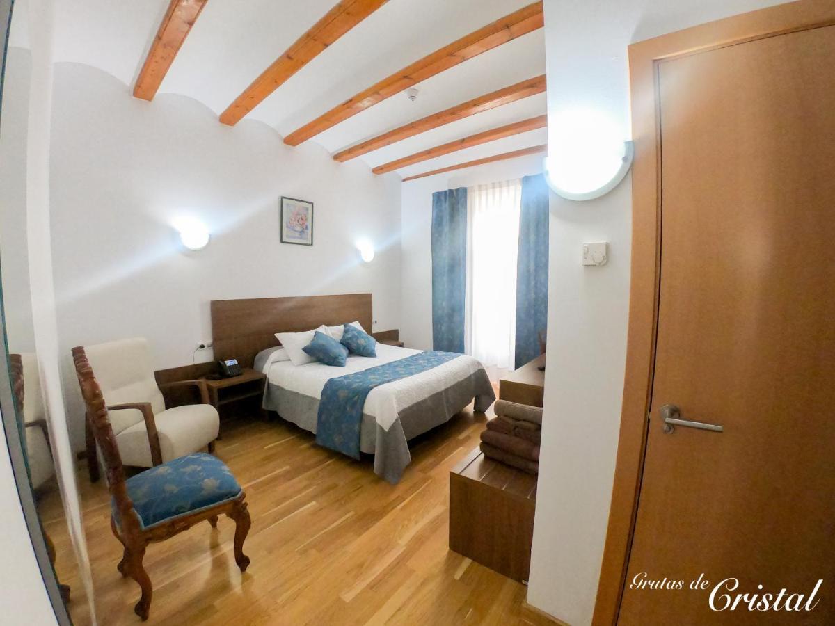 Hotel Baron Andilla Valdealgorfa Exteriér fotografie