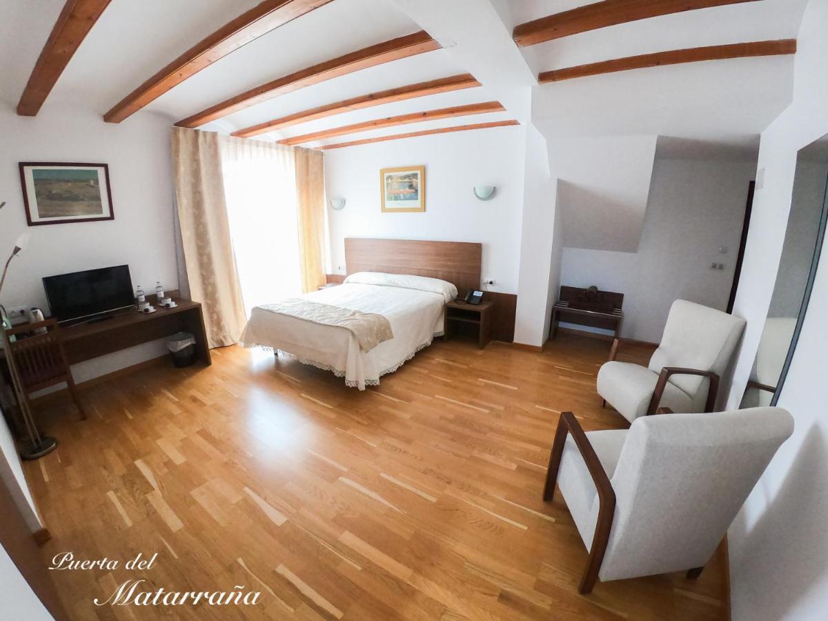 Hotel Baron Andilla Valdealgorfa Exteriér fotografie